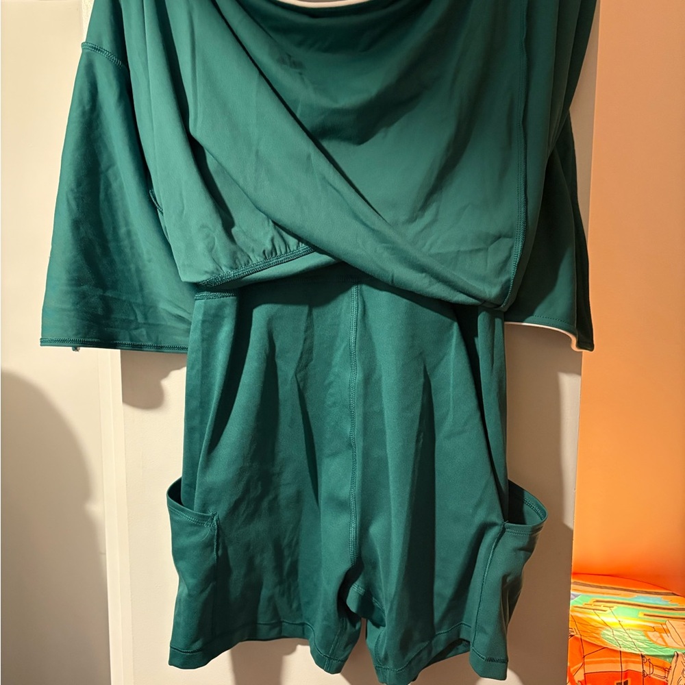 All in Motion Green Mini Dress Skort Adjustable Straps 🎾🎾 - Picture 4 of 7